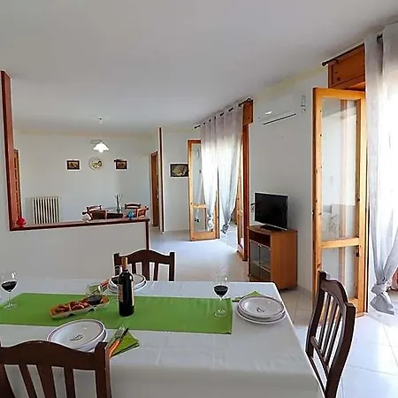Near The Sea In - House Ludovica In Salento Hotel 2*